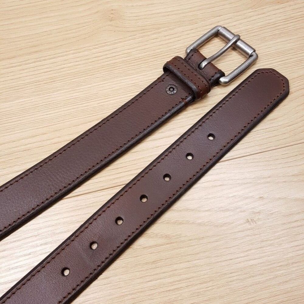 LEVI'S Belt Mens Size 42 44 Brown Beveled Edge Genuine Leather